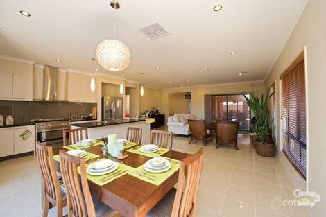 Property photo of 15 Orpheus Street Point Cook VIC 3030