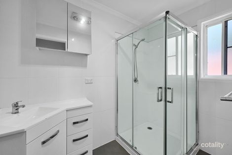 Property photo of 3 Woodlands Drive Stapylton QLD 4207