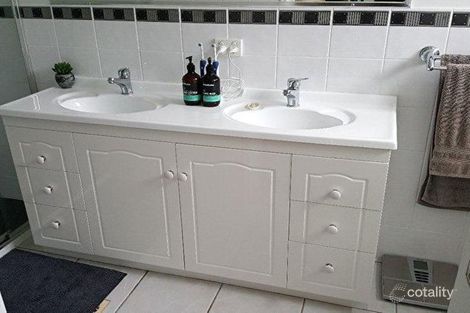 Property photo of 126 Carpenter Way Sandstone Point QLD 4511