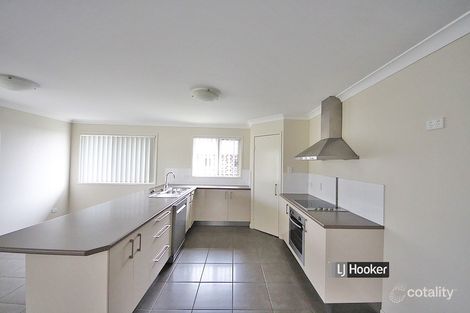 Property photo of 17 Fairlie Court Kallangur QLD 4503
