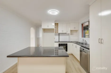 Property photo of 10 Richmond Drive Wilsonton QLD 4350