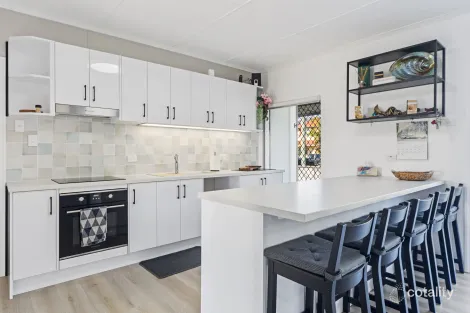 Property photo of 62 Grant Street Redcliffe QLD 4020