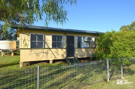 Property photo of 1 Warren Street Goovigen QLD 4702