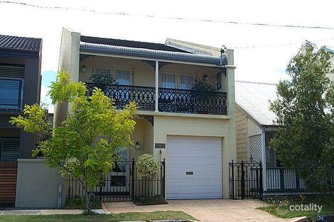 36 Young St, Cooks Hill, NSW 2300