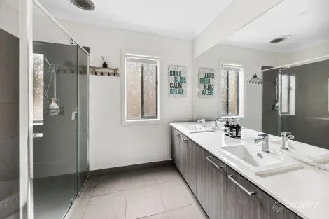 Property photo of 32 Scentbark Street Torquay VIC 3228