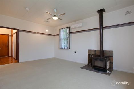 Property photo of 22 Tobruk Crescent Shortland NSW 2307