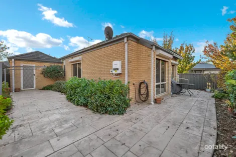 Property photo of 17 Sarton Link Pakenham VIC 3810