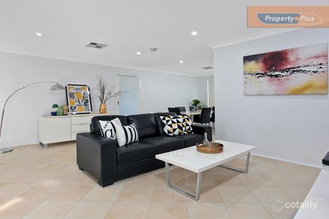 Property photo of 16 Chateau Crescent St Clair NSW 2759