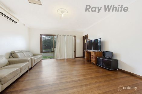 Property photo of 19 Huddersfield Road Deer Park VIC 3023
