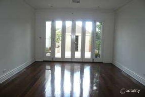 Property photo of 18 Moubray Street Albert Park VIC 3206