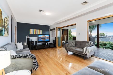 Property photo of 9 Lakeview Place Glen Alpine NSW 2560