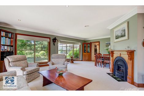 Property photo of 10 Page Place Warragul VIC 3820