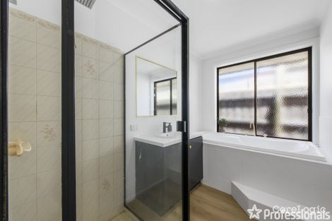 Property photo of 129 Moonstone Circuit St Albans VIC 3021