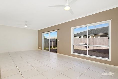 Property photo of 6 Feathertop Circuit Caloundra West QLD 4551