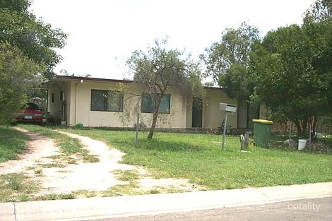 16 Tristania St, Yamanto, QLD 4305