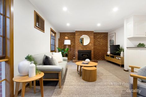 Property photo of 1 Elaroo Close St Helena VIC 3088