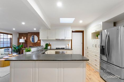 Property photo of 1 Elaroo Close St Helena VIC 3088
