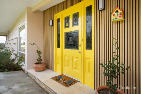 Property photo of 39 Jenolan Street Oberon NSW 2787