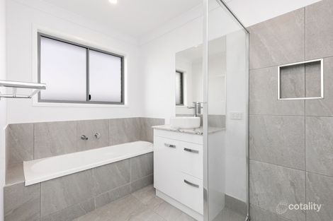 Property photo of 2/3 Macadamia Drive Tinana QLD 4650