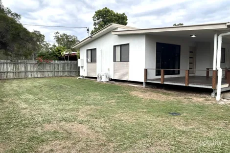 3 Purcell St, Middlemount, QLD 4746