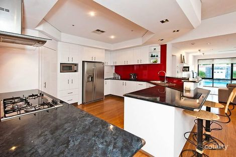 18 Mustique Mews, Secret Harbour, WA 6173