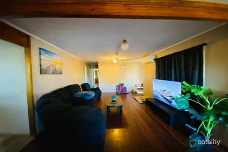 Property photo of 24 Cook Crescent Dysart QLD 4745