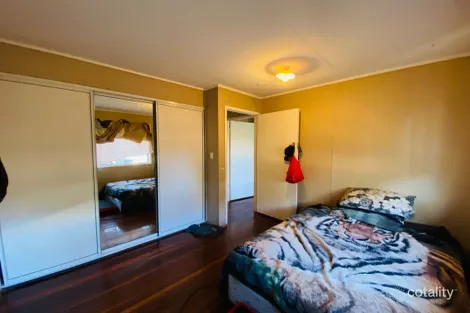 Property photo of 24 Cook Crescent Dysart QLD 4745