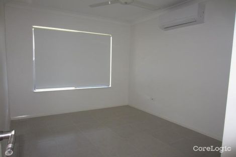 Property photo of 11 Epping Way Mount Low QLD 4818