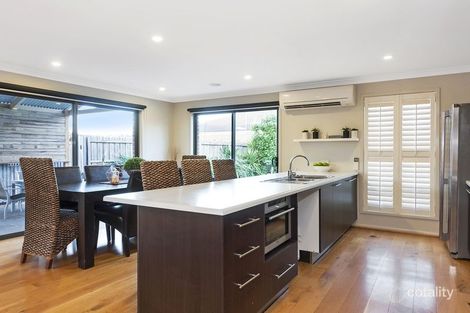 Property photo of 37 Ovens Circuit Whittlesea VIC 3757
