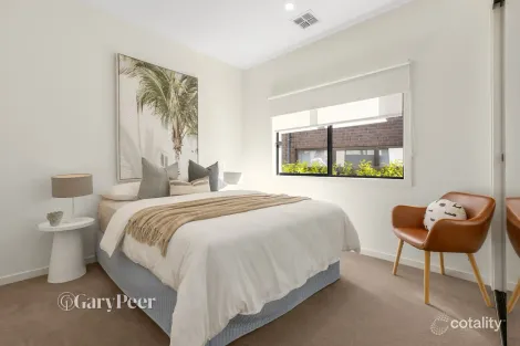 Property photo of 136 Rowans Road Moorabbin VIC 3189