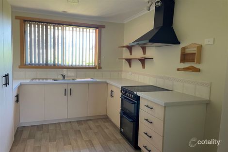 Property photo of 8/3 Hayward Street Penguin TAS 7316