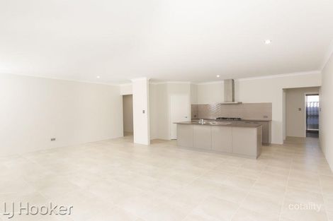 Property photo of 17 Lican Street Treeby WA 6164