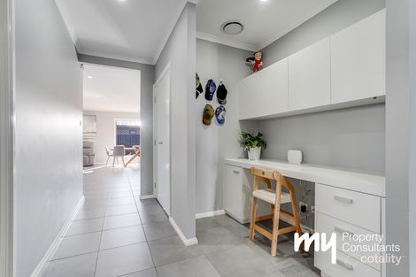 Property photo of 35 Derbyshire Road Spring Farm NSW 2570