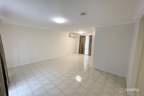Property photo of 8 Anakie Walk Delahey VIC 3037