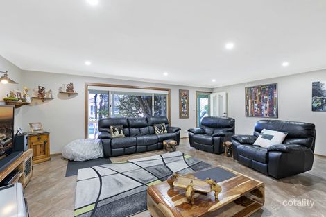 Property photo of 70 Pinehurst Way Blue Haven NSW 2262