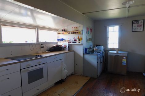 Property photo of 21 Binnie Street Tara QLD 4421