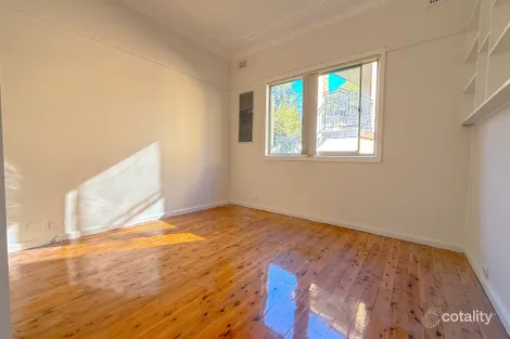 Property photo of 47 Waterside Crescent Carramar NSW 2163