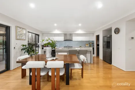 Property photo of 16 Molleton Street Blackburn VIC 3130