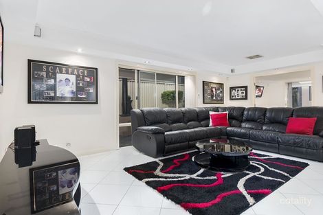 Property photo of 33 Solander Avenue West Hoxton NSW 2171