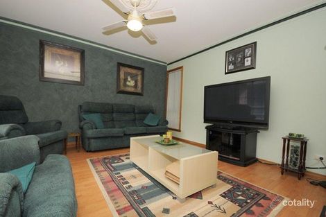 Property photo of 11 Honeysuckle Place Hoppers Crossing VIC 3029