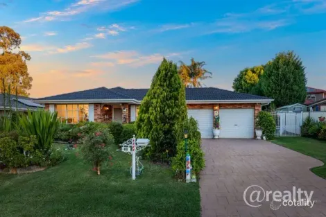 Property photo of 12 Kellerman Drive St Helens Park NSW 2560