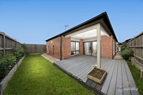 Property photo of 67 Barkers Crescent Mickleham VIC 3064