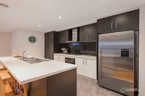 Property photo of 3/8 Kassan Gardens Endeavour Hills VIC 3802