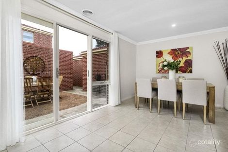 Property photo of 2/11 Willow Street Essendon VIC 3040