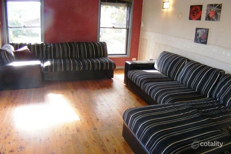 Property photo of 16 Pinot Street Eschol Park NSW 2558