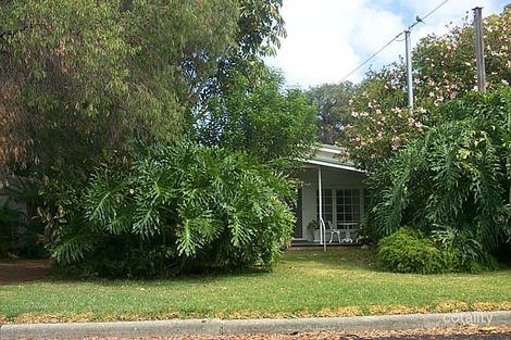 14 Peter St, Halls Head, WA 6210