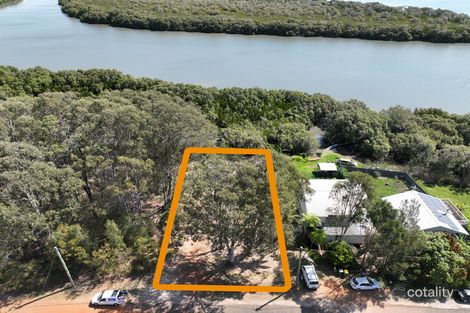 150 Palm Beach Rd, Russell Island, QLD 4184