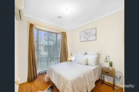 Property photo of 17 Stella Way Hoppers Crossing VIC 3029