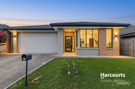 14 FLATBUSH AVE, POINT COOK, VIC 3030