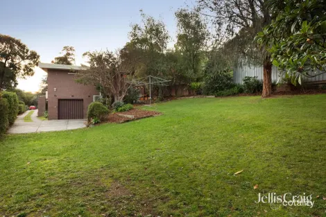 Property photo of 10 Lorraine Drive Briar Hill VIC 3088